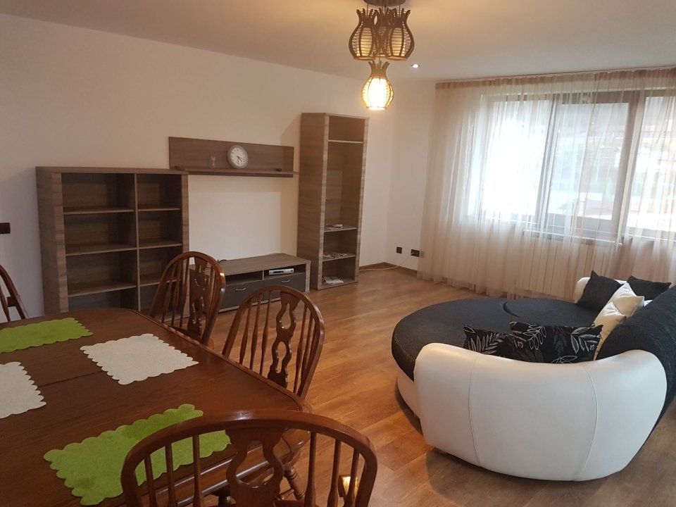 Închiriez apartament in vila - Poză 7