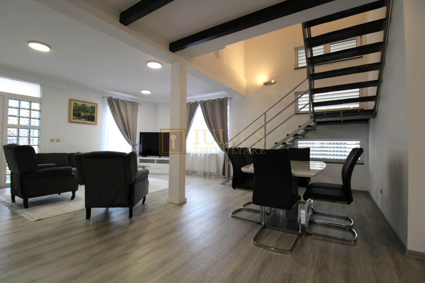 Casa individuala, zona Brytim, 4 camere + 2 bai, centrala proprie. - Poză 5