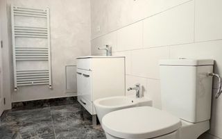 Casa Individuala de vanzare Onesti - Poză 13