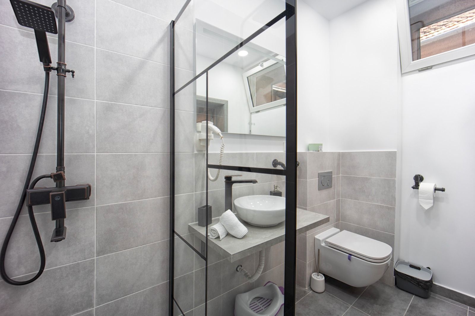 Apartament Centrul Istoric | Booking 9.8 | Business activ - Poză 6