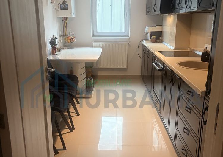 Apartament cu 2 camere și loc de parcare, Rediu - Poză 3