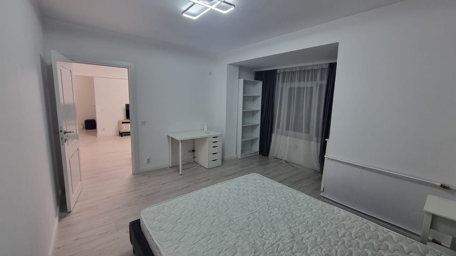 De Închiriat 2 Camere Unirii la 5 min de Metrou, Parcare - Poză 5