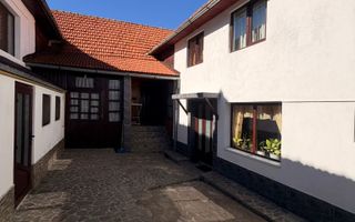 Casă tradițională cu 1800 mp teren  în Sohodol, Bran | Priveliște superba - Poză 7