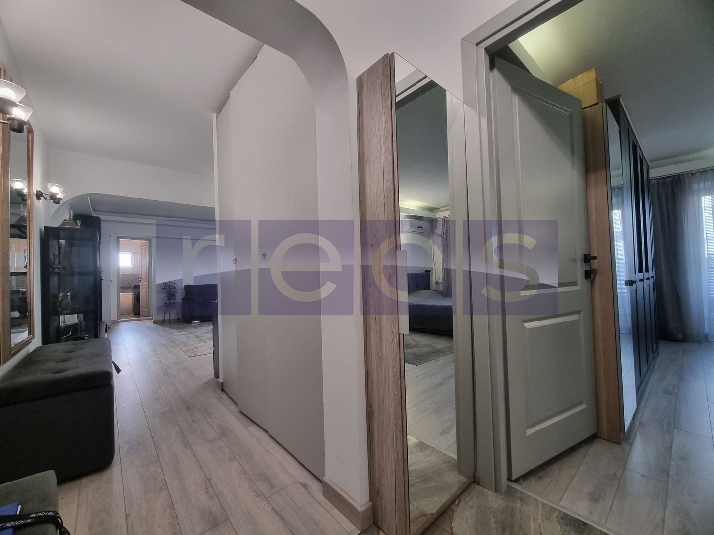 VANZARE 3 CAMERE | SEMIDECOMANDAT | ZONA TINERETULUI-CALEA VACARESTI - Poză 15