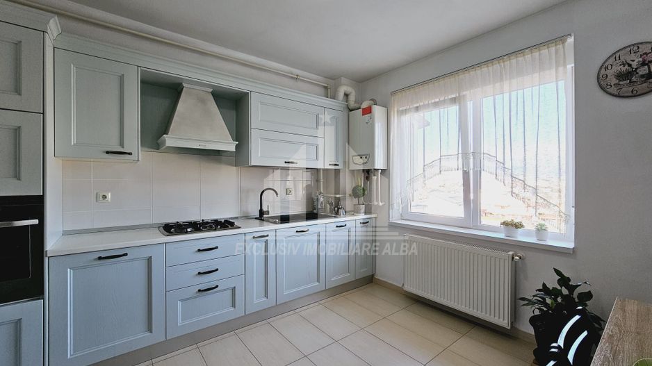 Apartament cu 2 camere decomandate, Cetate - Poză 5