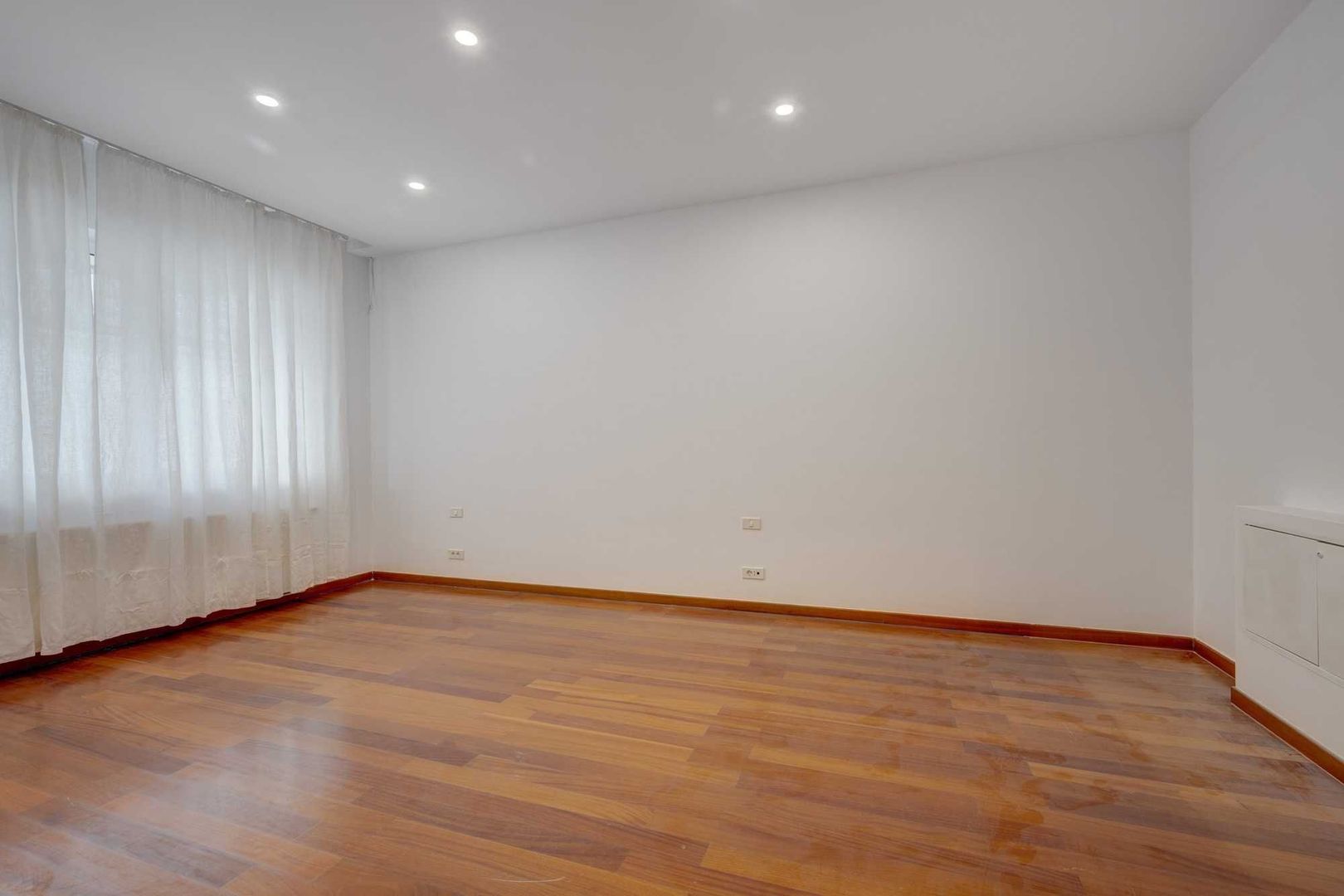 Apartament superb 5 camere I Zona Primaverii I View parc - Poză 15