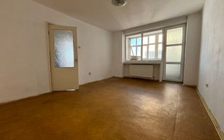 Apartament 3 camere decomandat 67,8 m² zona garii - Poză 2