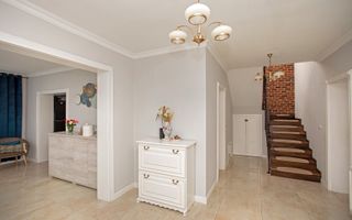 Vilă P+M, Clujului, 190 mp, teren 520 mp, singur în curte. 230 000 E - Poză 14