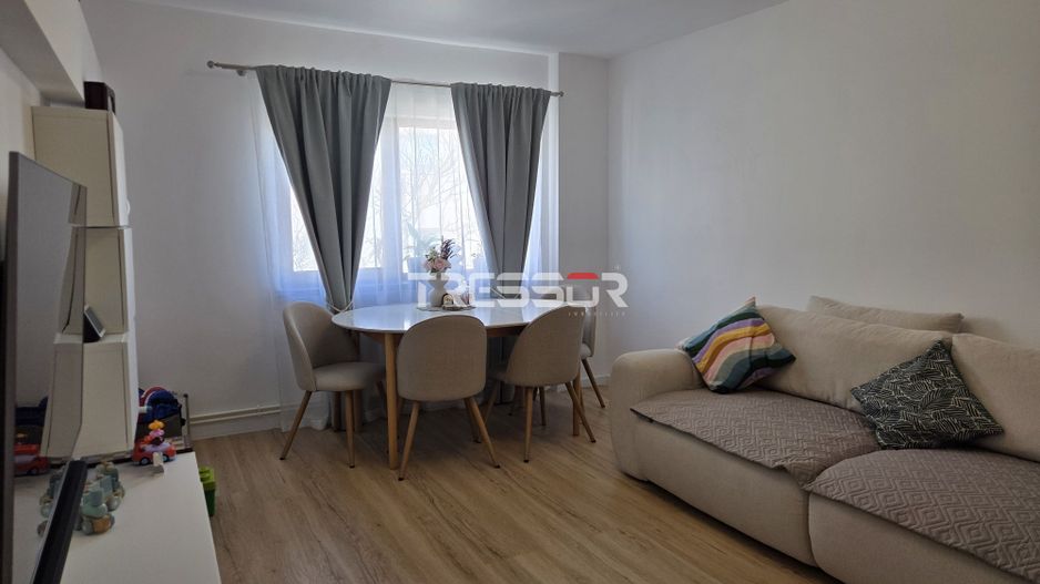 Apartament 3 camere renovat Tomis III – Soveja - Poză 2