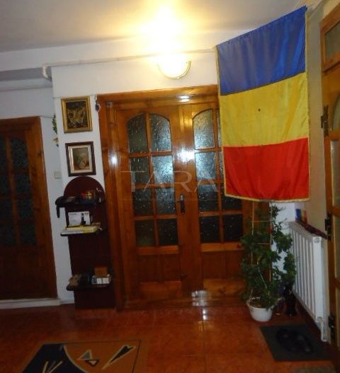 Casă / Vilă cu 6 camere de vânzare în zona Marasti - Poză 1