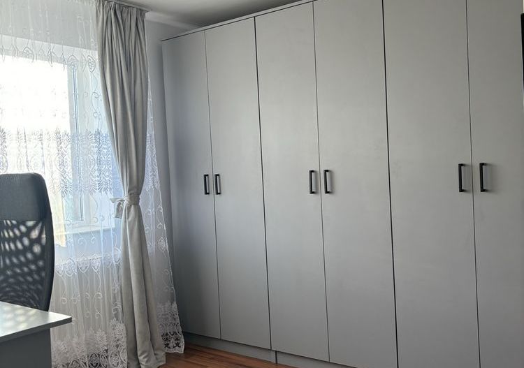 BRASADAS vinde ap 3 cam etaj 4/4 zona Baritiu. - Poză 6