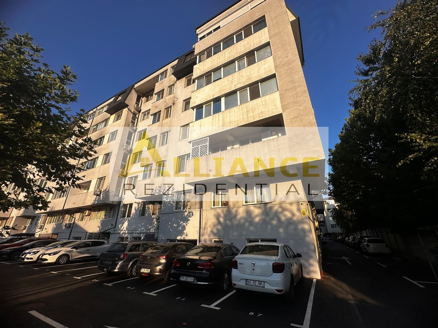 APARTAMENT 2 CAMERE MOBILAT SI UTILAT - METROU DIMITRIE LEONIDA - Poză 17