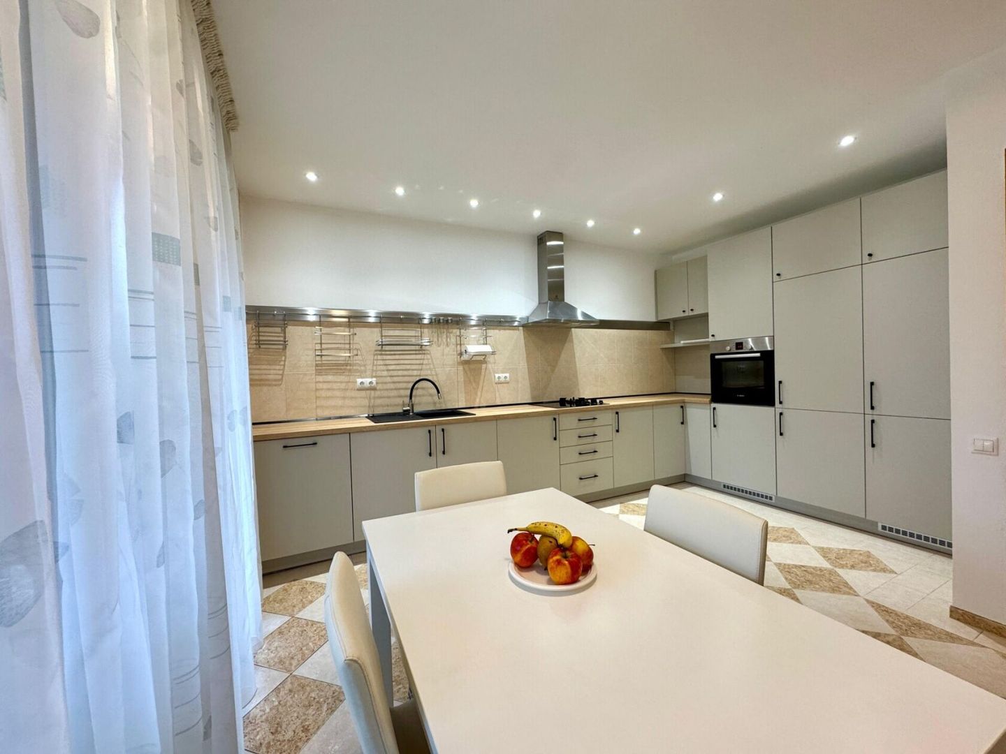 Vilă de închiriat în Complex Rezidențial Ibiza – Iancu Nicolae - Poză 4