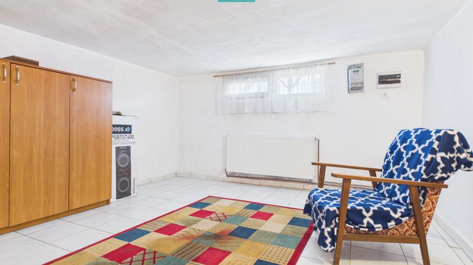 Casă retrasă Pișchia – 4 camere, teren 920 mp - Poză 9