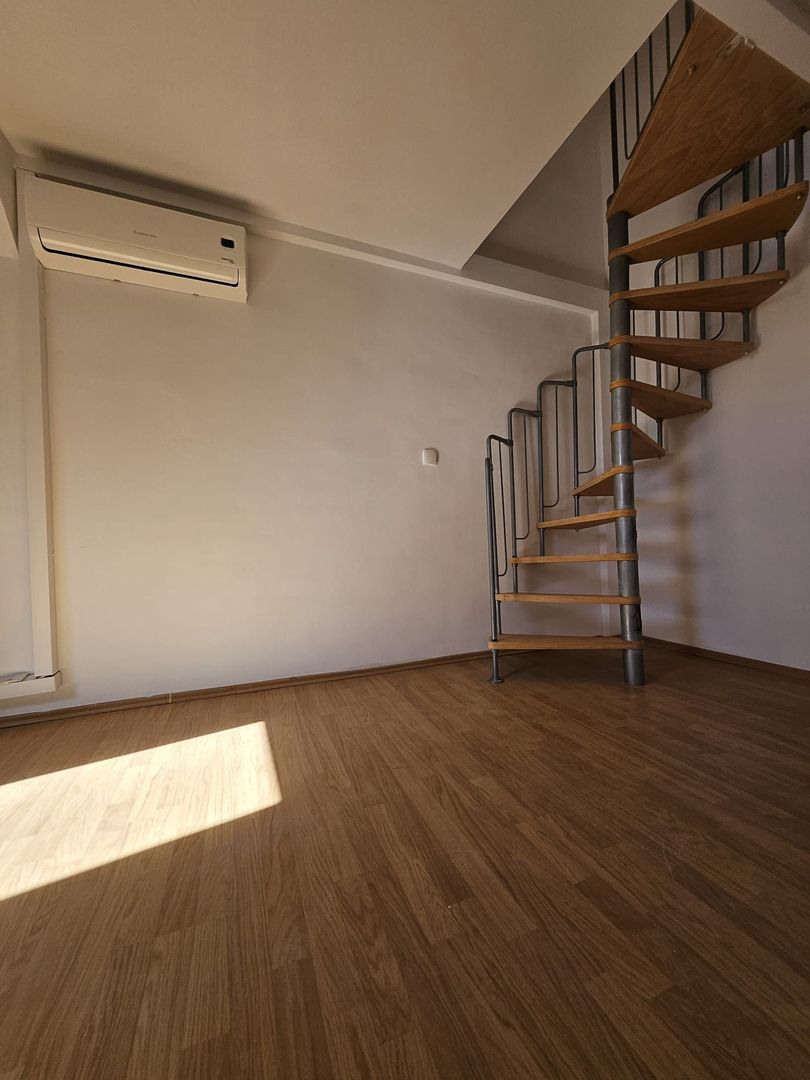 Apartament tip mansarda - Poză 10