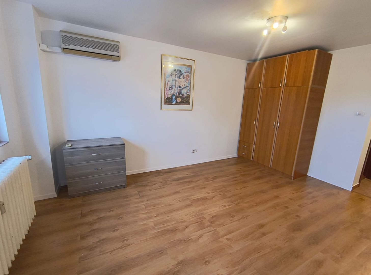 Garsoniera- Banu Manta- Ion Mihalache (1 Mai)- Titulescu - Poză 5