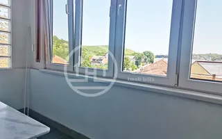 Apartament de inchiriat cu 3 camere Ultracentral, Oradea - Poză 11