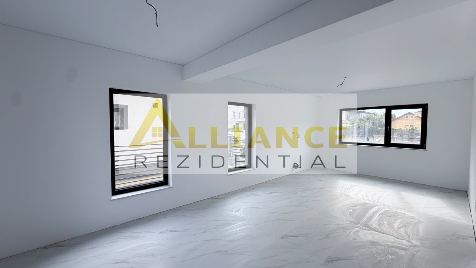 Casa Individuala - 4 camere - 2 bai - 320mp teren - Poză 5