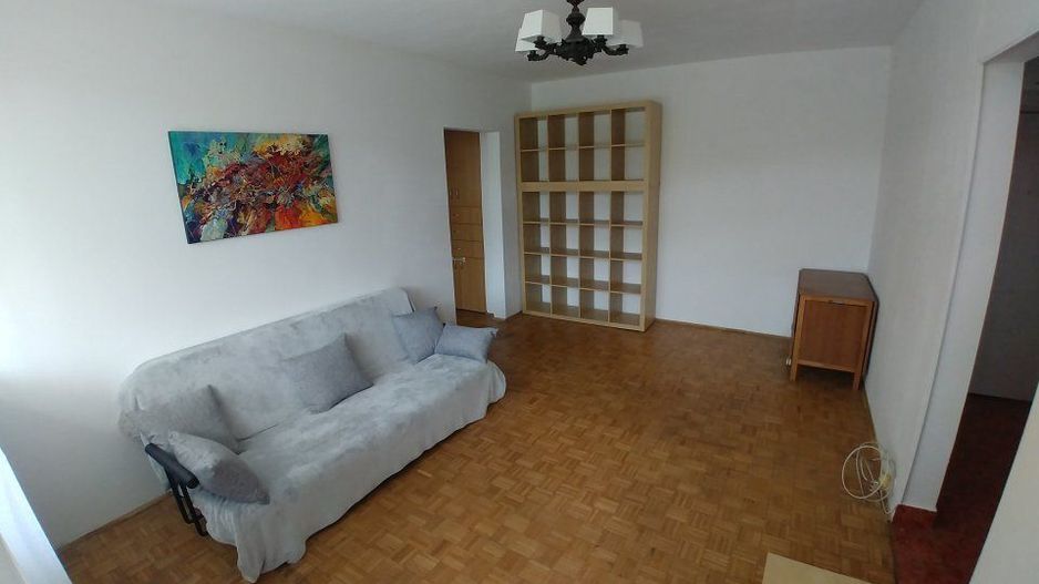 Inchiriem apartament 2 camere zona 1 Mai - Poză 1