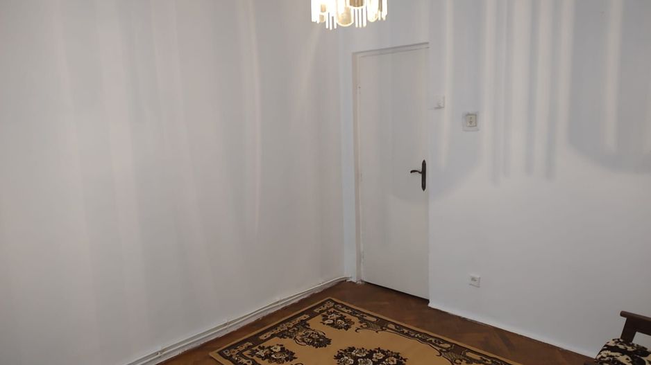 ageuropa.ro vinde Ap. 2 cam. 55mp Etaj 2 în Carpați 1. - Poză 3