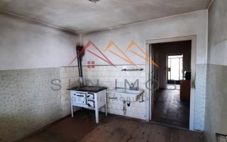 Casa 2 camere, central, 1962, teren 390 mp, Campina, Prahova - Poză 9