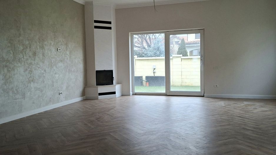 Duplex cu 4 camere - Parcul central Dumbravita - Poză 2