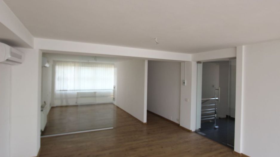 Imobil birouri in zona ultracentrala - Poză 4