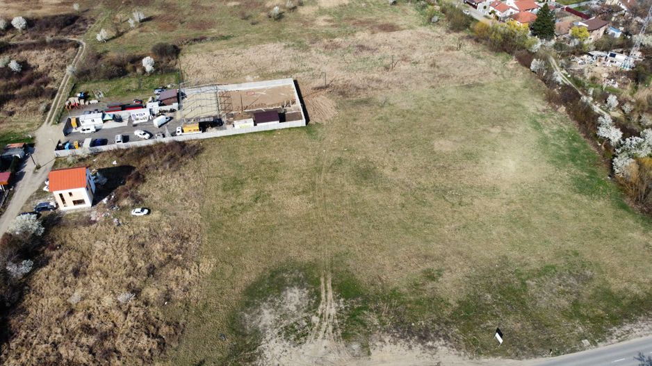 Teren intravilan 3.250 mp -zona Plopi - Poză 6
