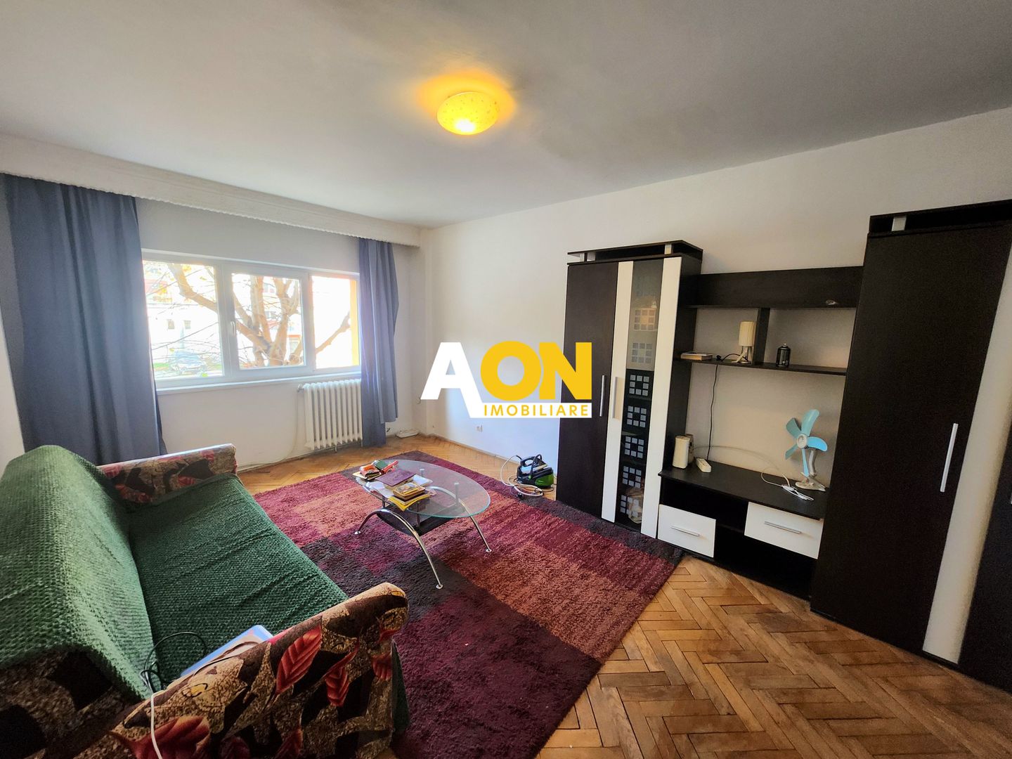 De vanzare apartament 3 camere, etaj 1, Cetate - Poză 1