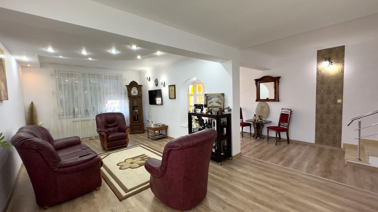 Casă 5 camere P+1 Teren 1010 mp Str. Agoșton - Carei - Comision 0% - Poză 14