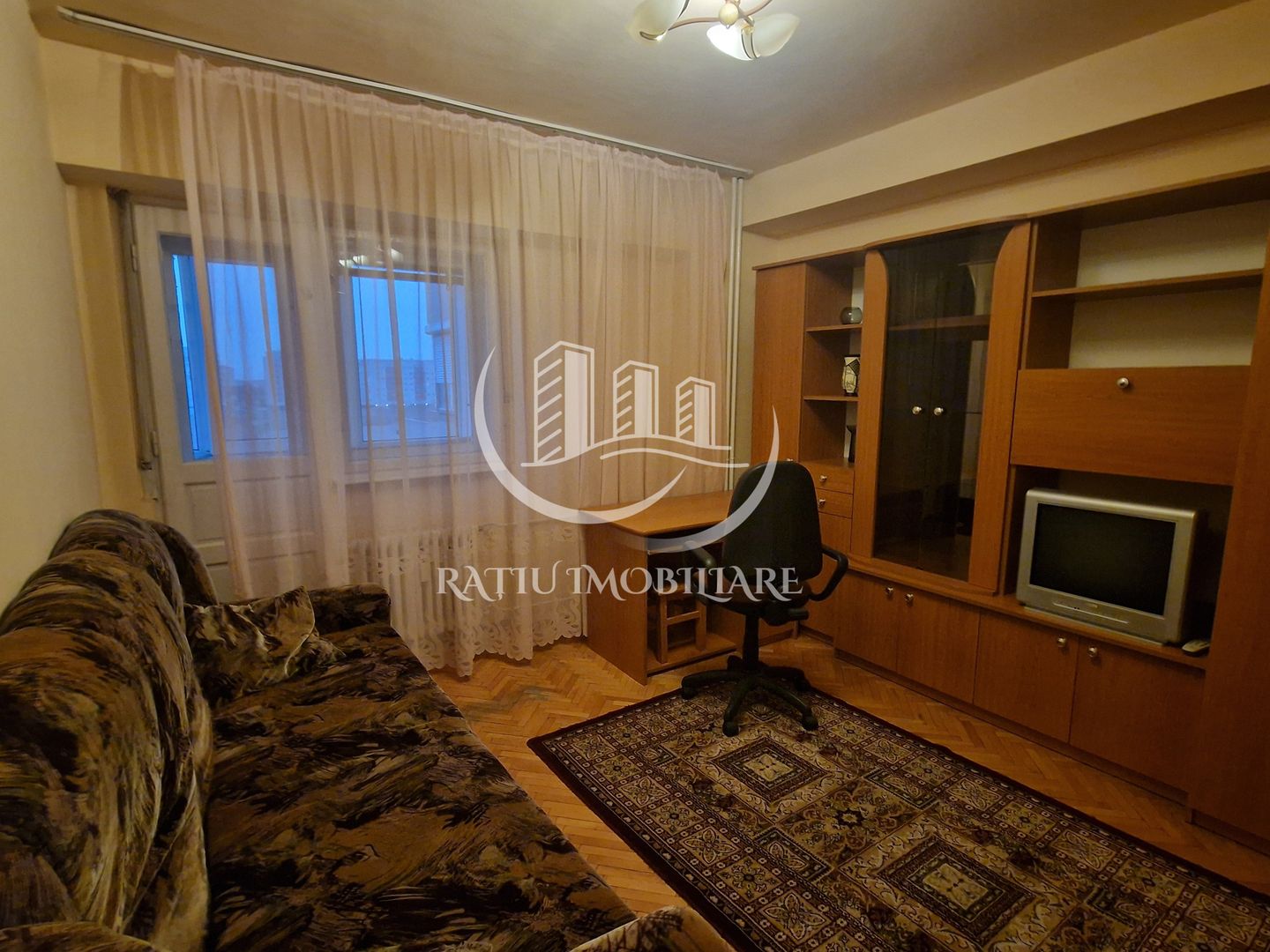 Apartament cu 4 camere | Decebal | Oradea - Poză 4