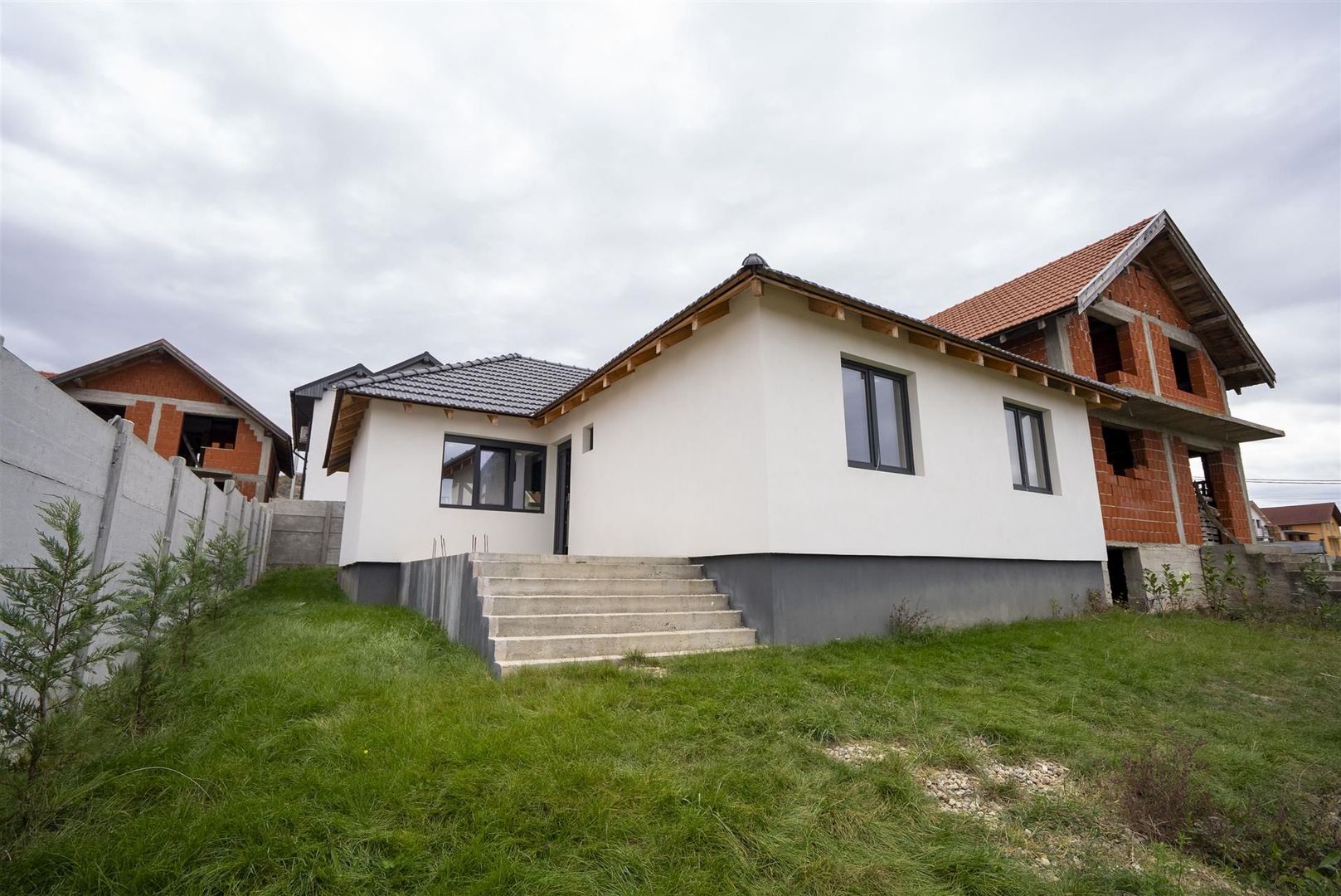 Casa noua in Betfia 3 dormitoare 2 bai - Poză 1