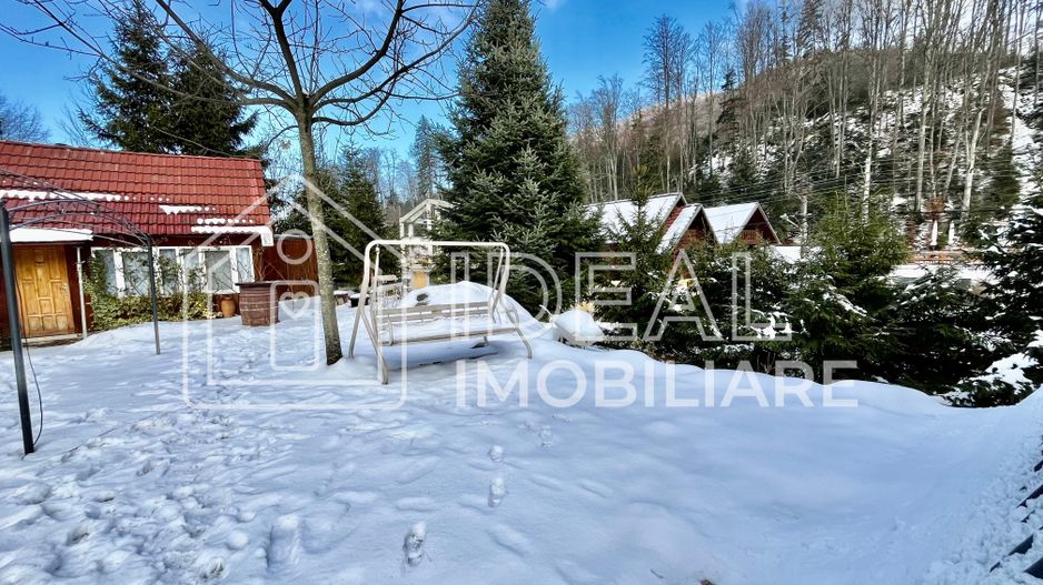 Pensiune de vânzare în Cârțișoara – investiție turistică la poalele munților - Poză 3