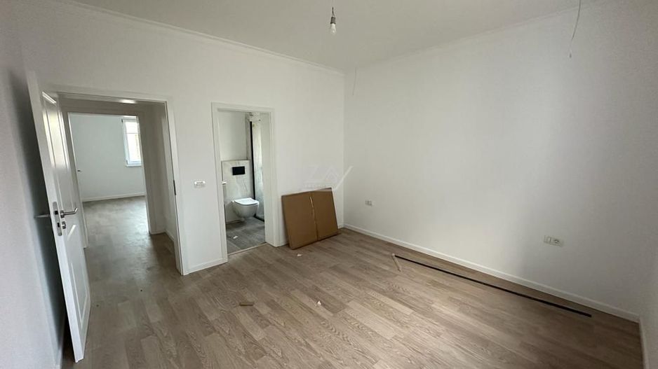 Duplex modern pe parter. Toate utilitatile. - Poză 9
