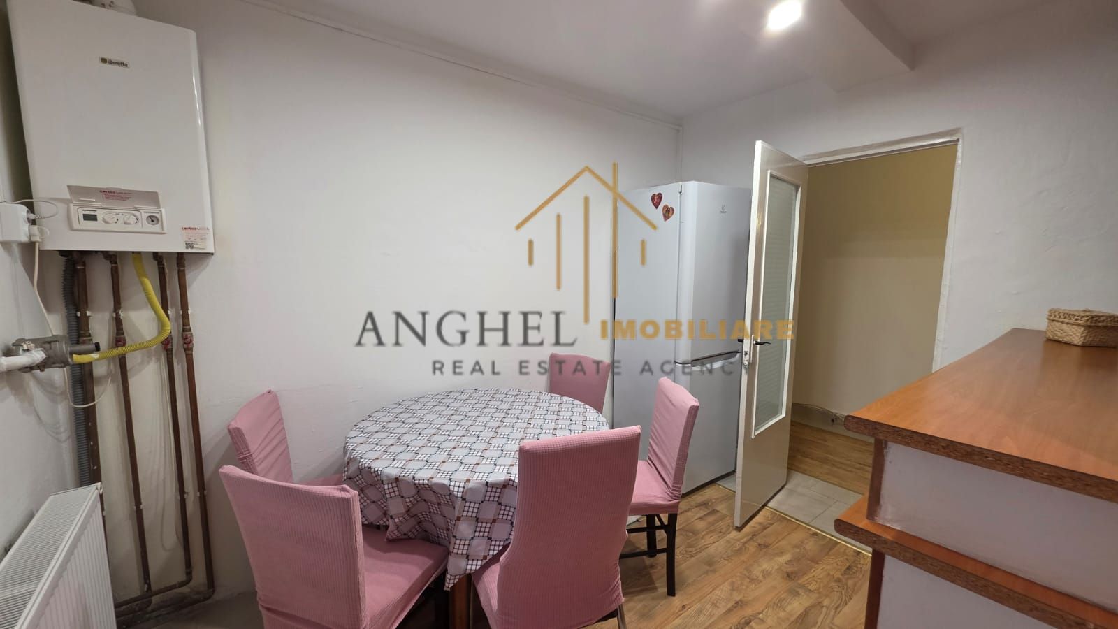 Apartament cu 2 camere, centrala proprie, AC, Zona Soarelui - Poză 9