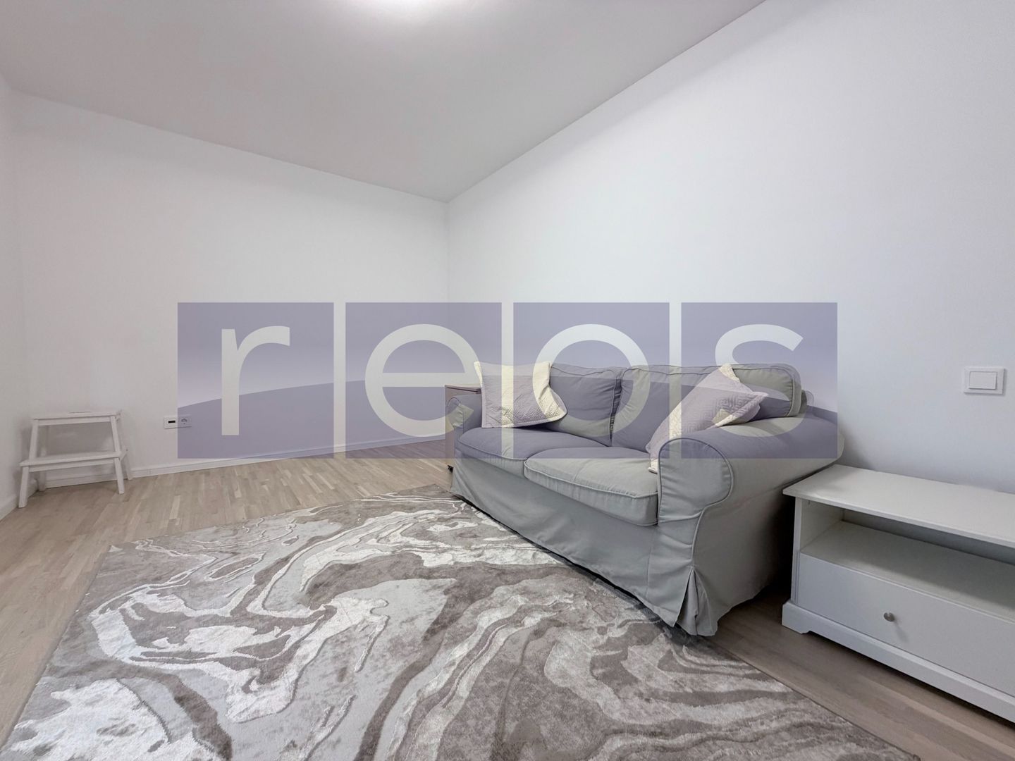 VANZARE 3 CAMERE | ETAJ 1/1 | LOC PARCARE INCLUS | VEDERE PISCINA | COSMOPOLIS - Poză 7