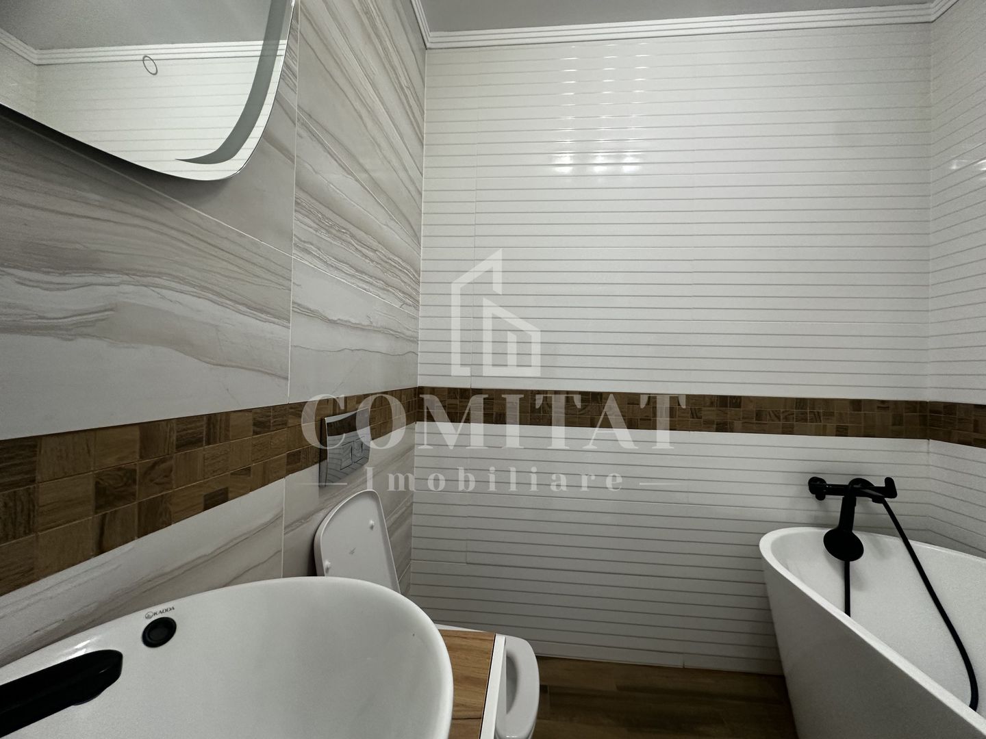 Apartament la etaj intermediar | 3 camere | Zona Bmw - Poză 13