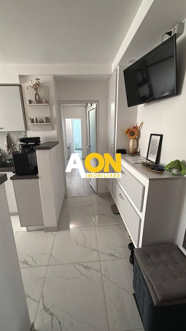 Apartament 2 camere, 51 mp utili, etaj 3, Cetate, zona Lic.. Militar - Poză 1