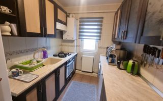 Apartament 3 Camere | 60 mp | Etaj 2 - Zonă Podu Ros - Poză 3