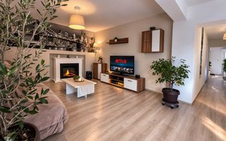 Casă spațioasă  – 3 camere + mansardă 134 mp | Zona Sala Sporturilor - Poză 2