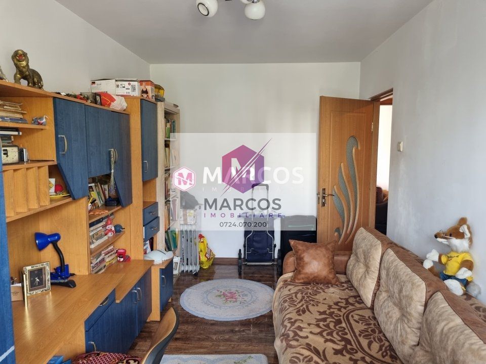 Apartament 2 camere decomandat, et.2, Central, ID 937 - Poză 2