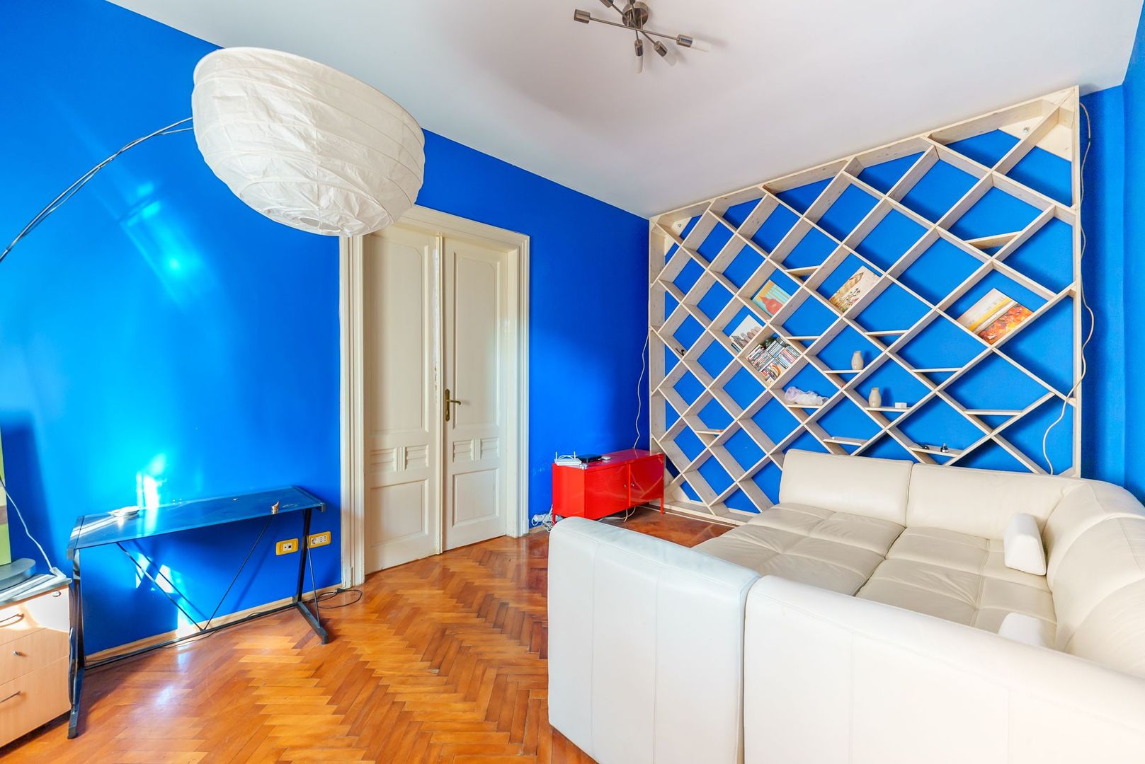 Apartament ultracentral pe Episcopiei - Poză 1