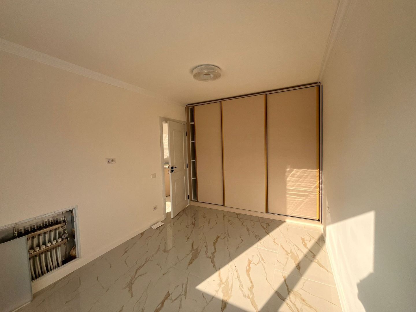 Apartamente/Garsoniere  32-45Mp I Lisaura/Suceava  I 1800-2000Euro/Mp - Poză 4