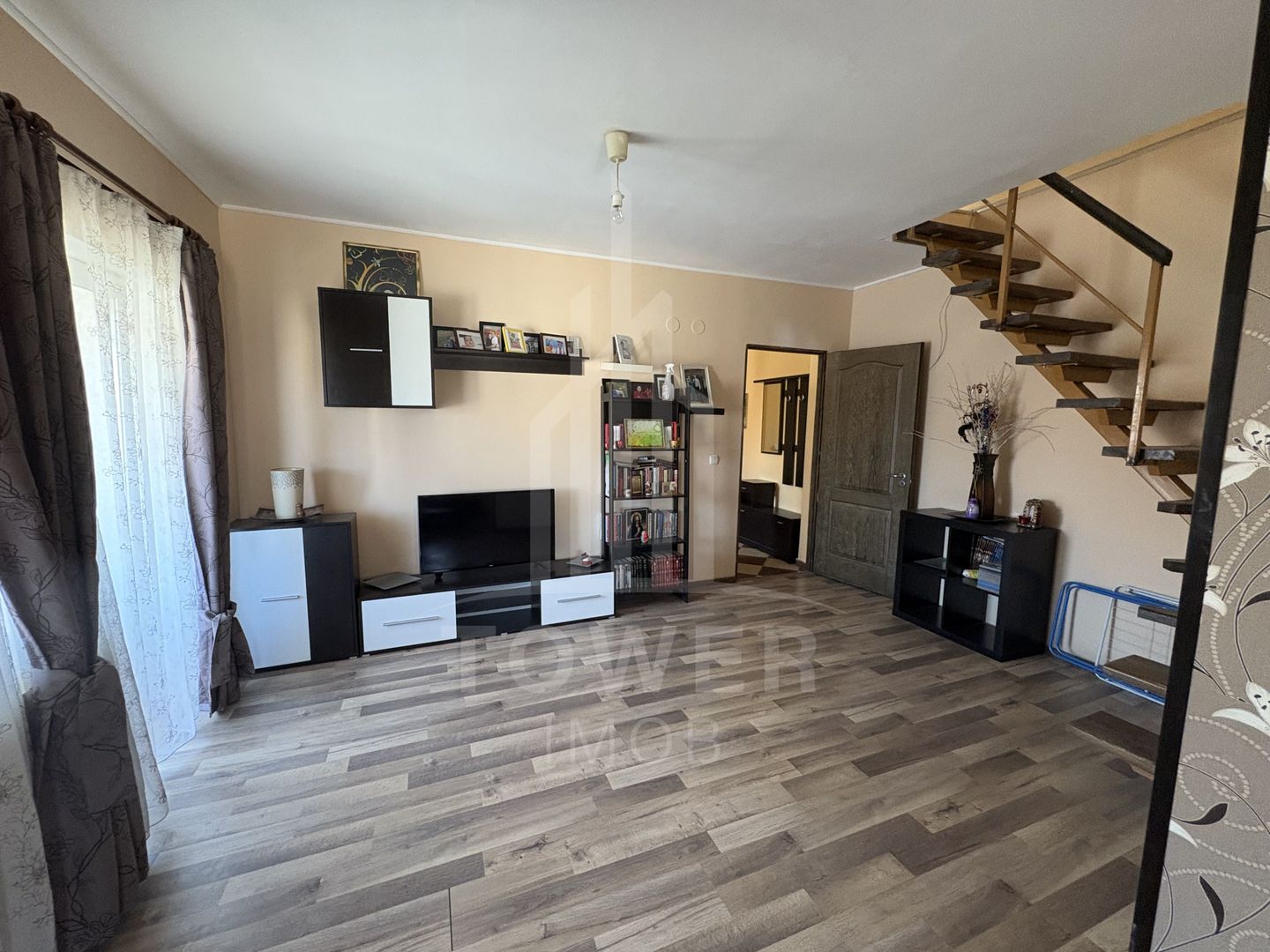 Apartament spațios la mansardă – 90 mp utili, preț excelent! Strada Negoveanu - Poză 4