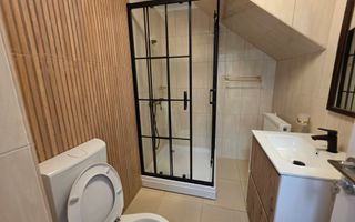 Apartament 5 camere, renovat, 68 mp utili + mansarda 52 mp,  Cetate - Poză 10