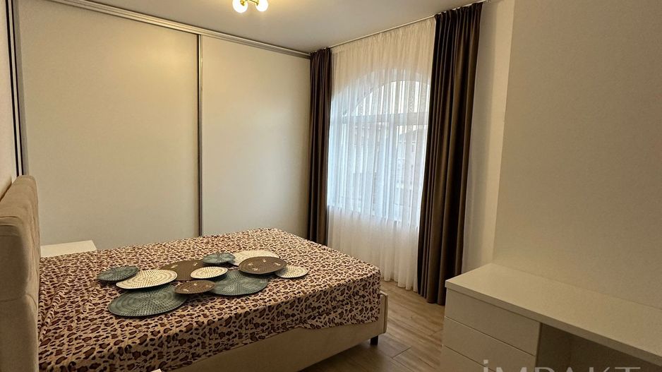 Casa superba de vanzare, situata intr-o zona aerisita a Dezmirului! - Poză 3