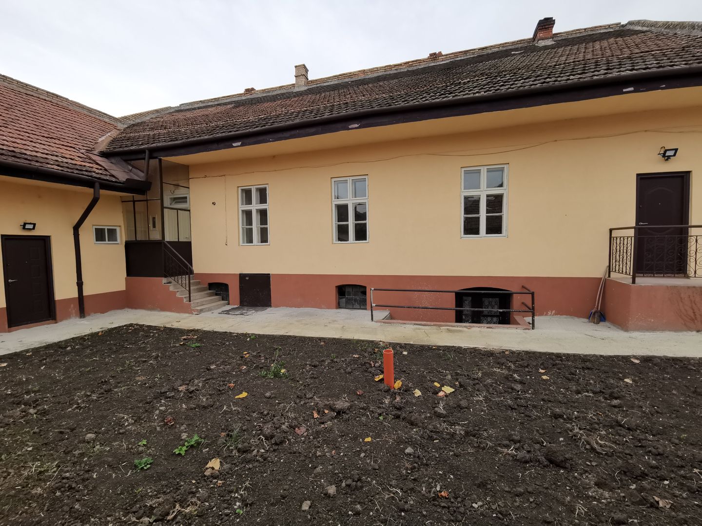 Casa singur in curte-zona Girocului - Poză 15
