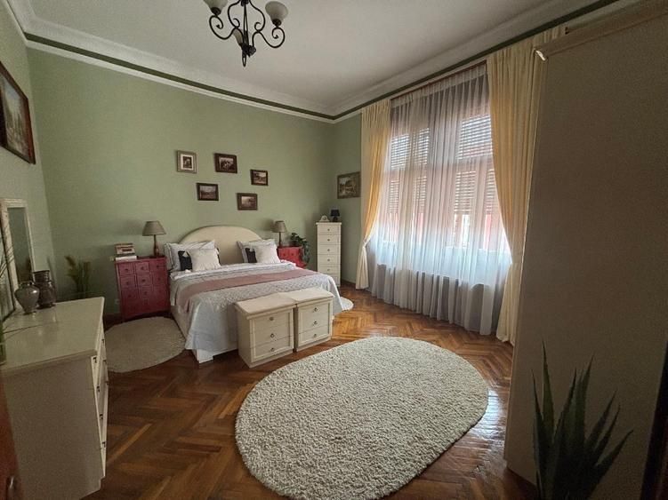 Apartament spațios 3 camere | Ultracentral | Vedere spre Piața Libertății. - Poză 3