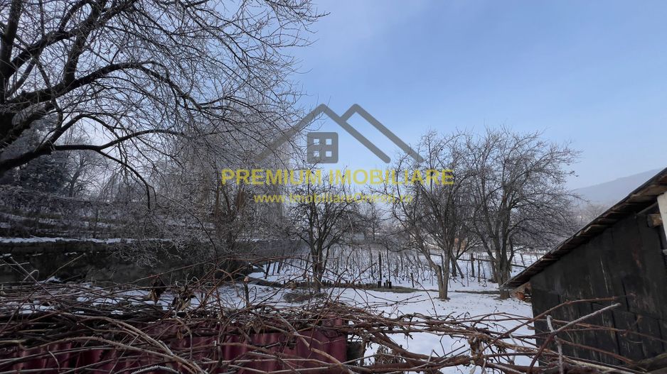 Casă de vânzare în Târgu Ocna - Poză 11