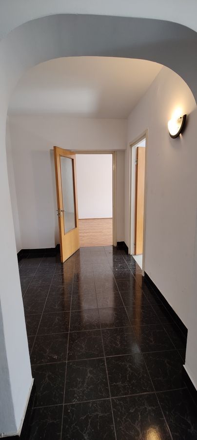 Apartament decomandat 2 min. metrou 1 Decembrie – 53 mp, etaj 4/10 - Poză 3